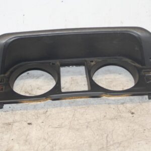 1994 MITSUBISHI PAJERO SHOGUN. SPEEDOMETER SURROUND TRIM + SWITCHES