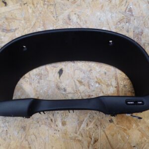 2010 MK2 Hyundai Santa Fe - Instrument Panel Surround / Clock Trim