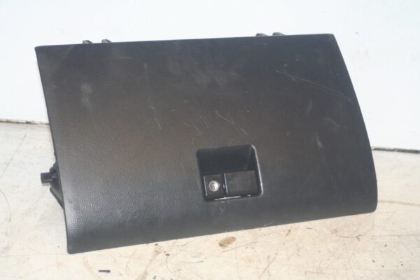 2004 LEXUS IS200. GLOVE BOX LID