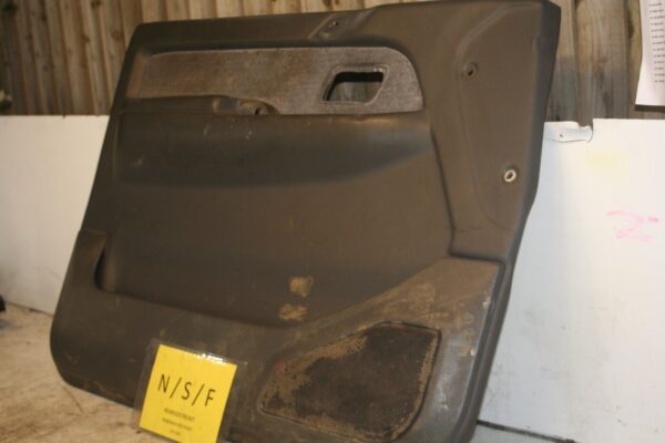 1994 MITSUBISHI PAJERO SHOGUN. PASSENGER SIDE FRONT DOOR CARD - Image 2