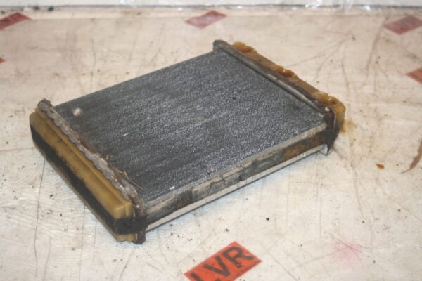1989 MERCEDES 300E W124. HEATER MATRIX RADIATOR - Image 2