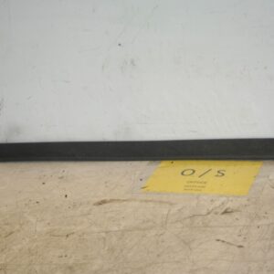 2004 LEXUS IS200. DRIVER SIDE SILL TRIM