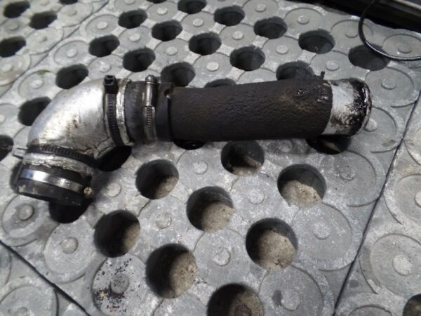 2010 HYUNDAI SANTA FE 2.2 DIESEL AUTOMATIC. BOOST PIPE. - Image 3