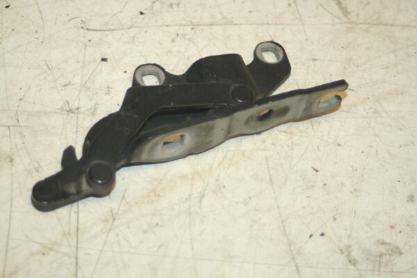 (95) 2010 BMW 1 SERIES E82. BONNET HINGE - Image 2