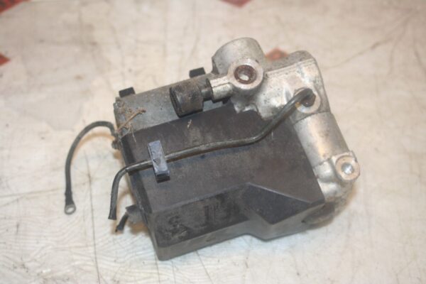 1989 MERCEDES 300E W124. ABS PUMP - Image 2
