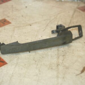 1989 MERCEDES 300E W124. DOOR HANDLE OUTER