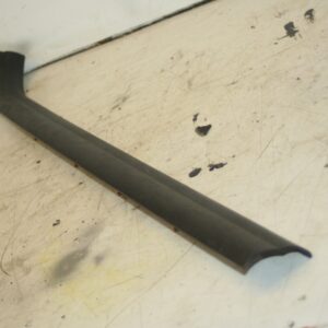 (95) 2010 BMW 1 SERIES E82. LOWER SILL COVER TRIM 7058147