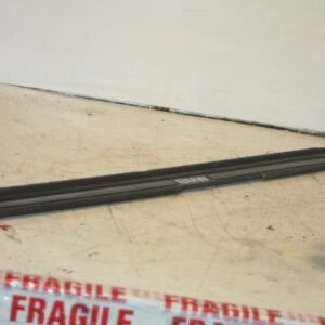 (95) 2010 BMW 1 SERIES E82. LOWER SILL COVER TRIM BMW KICK TRIM