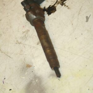 (95) 2010 BMW 1 SERIES E82. FUEL INJECTOR DIESEL N47D20