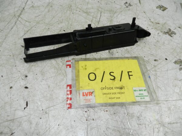 1990 VOLVO 700 740. DRIVER SIDE FRONT DOOR HANDLE FRAME