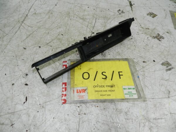1990 VOLVO 700 740. DRIVER SIDE FRONT DOOR HANDLE FRAME - Image 2