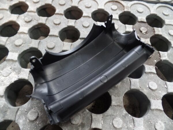 MK2 Nissan Note 2015 - Steering Column Upper Cowling / Trim - Image 2