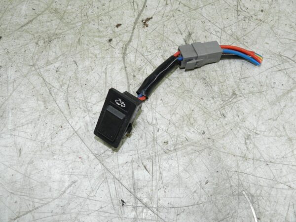 1990 VOLVO 700 740. RE CIRCULATION BUTTON