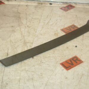 1989 MERCEDES 300E W124. PASSENGER SIDE REAR QUARTER TRIM