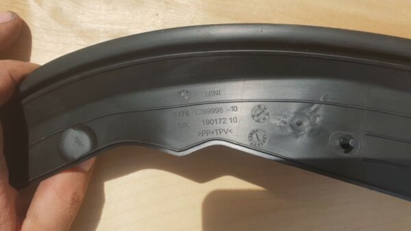 BMW Mini Cooper F56 F57 A-pillar Seal Foam Insulation Right O/S 7299998 - Image 3