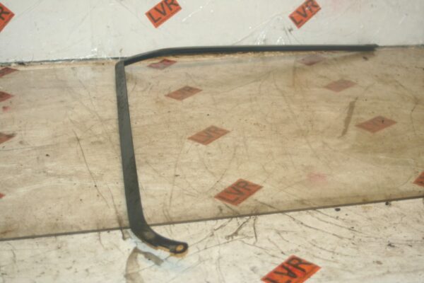 1989 MERCEDES 300E W124. REAR WIND SCREEN SURROUND FRAME