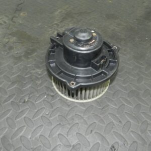 154 2004 LAND ROVER DISCOVERY 2 TD5. HEATER BLOWER FAN MOTOR
