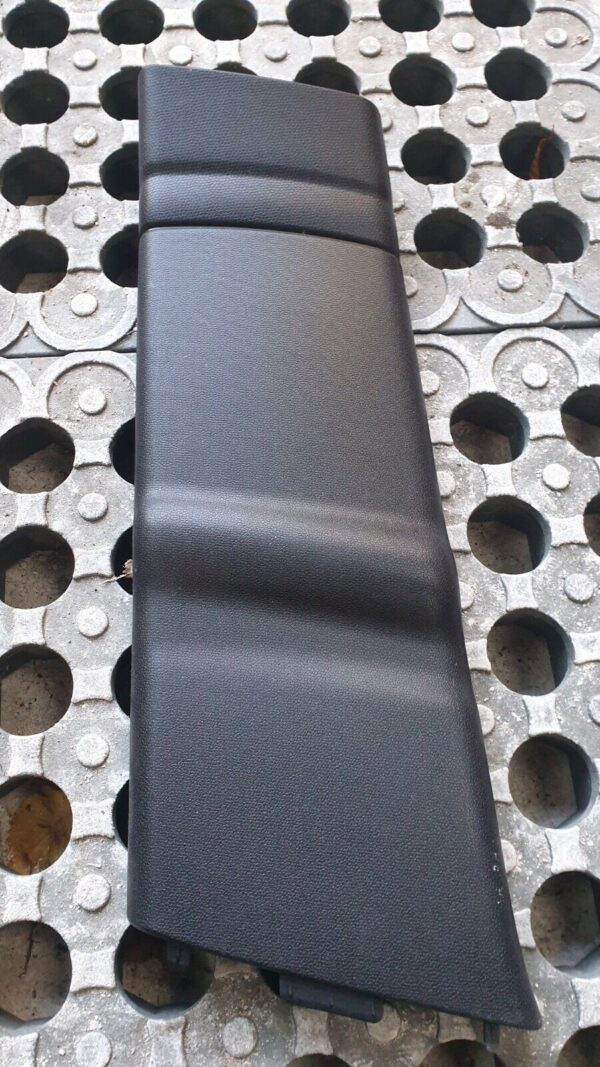 Mini Countryman 2014 R60 - N/S Passenger Side B Pillar Lower Trim Cover 9801265