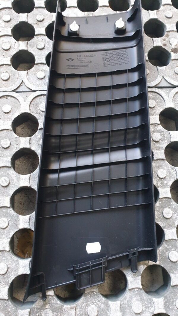 Mini Countryman 2014 R60 - N/S Passenger Side B Pillar Lower Trim Cover 9801265 - Image 2