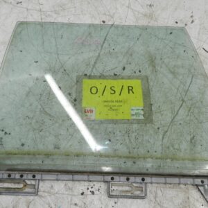 1990 VOLVO 700 740. DRIVER SIDE REAR WINDOW GLASS
