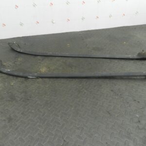 154 2004 LAND ROVER DISCOVERY 2 TD5. ROOF RAILS