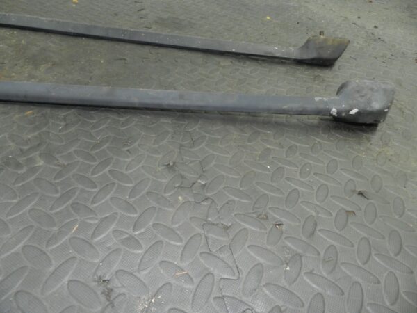 154 2004 LAND ROVER DISCOVERY 2 TD5. ROOF RAILS - Image 6
