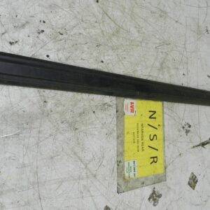 1990 VOLVO 700 740. PASSENGER SIDE REAR DOOR BUMP TRIM