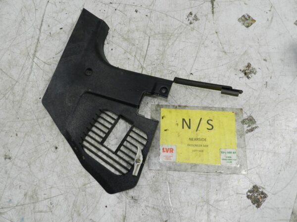 1990 VOLVO 700 740. PASSENGER SIDE PANEL TRIM