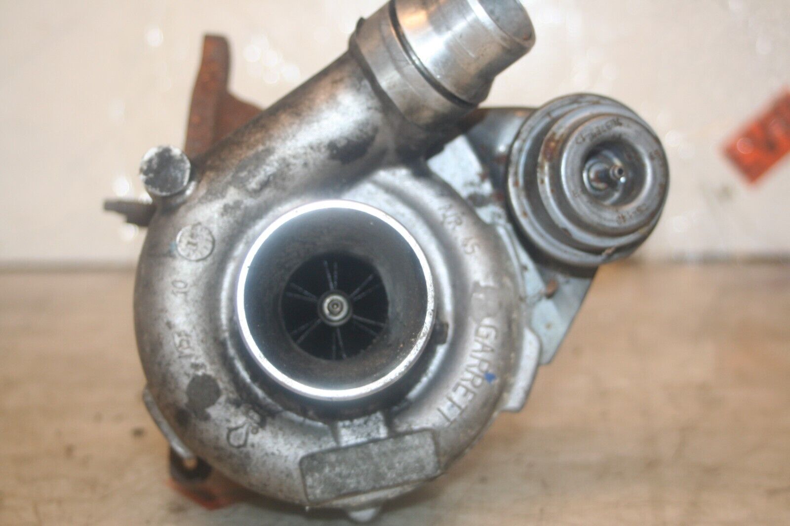 1989 MERCEDES 300E W124. TURBO CHARGER - Image 3