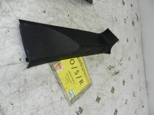 1990 VOLVO 700 740. DRIVER SIDE REAR C PILLAR TRIM