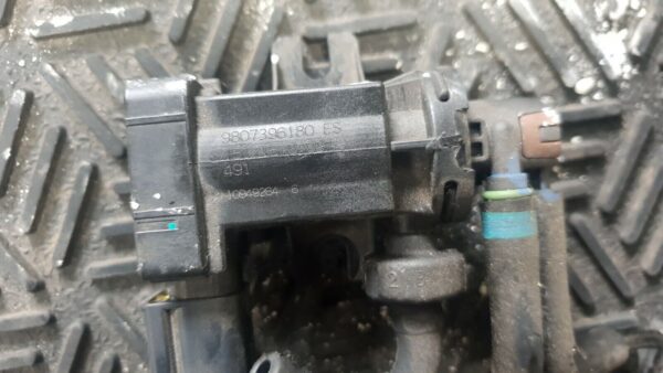 Citroen DS3 2015/16 1.2T Turbo Pressure Valve Sensor Solenoid 9807593380 - Image 3