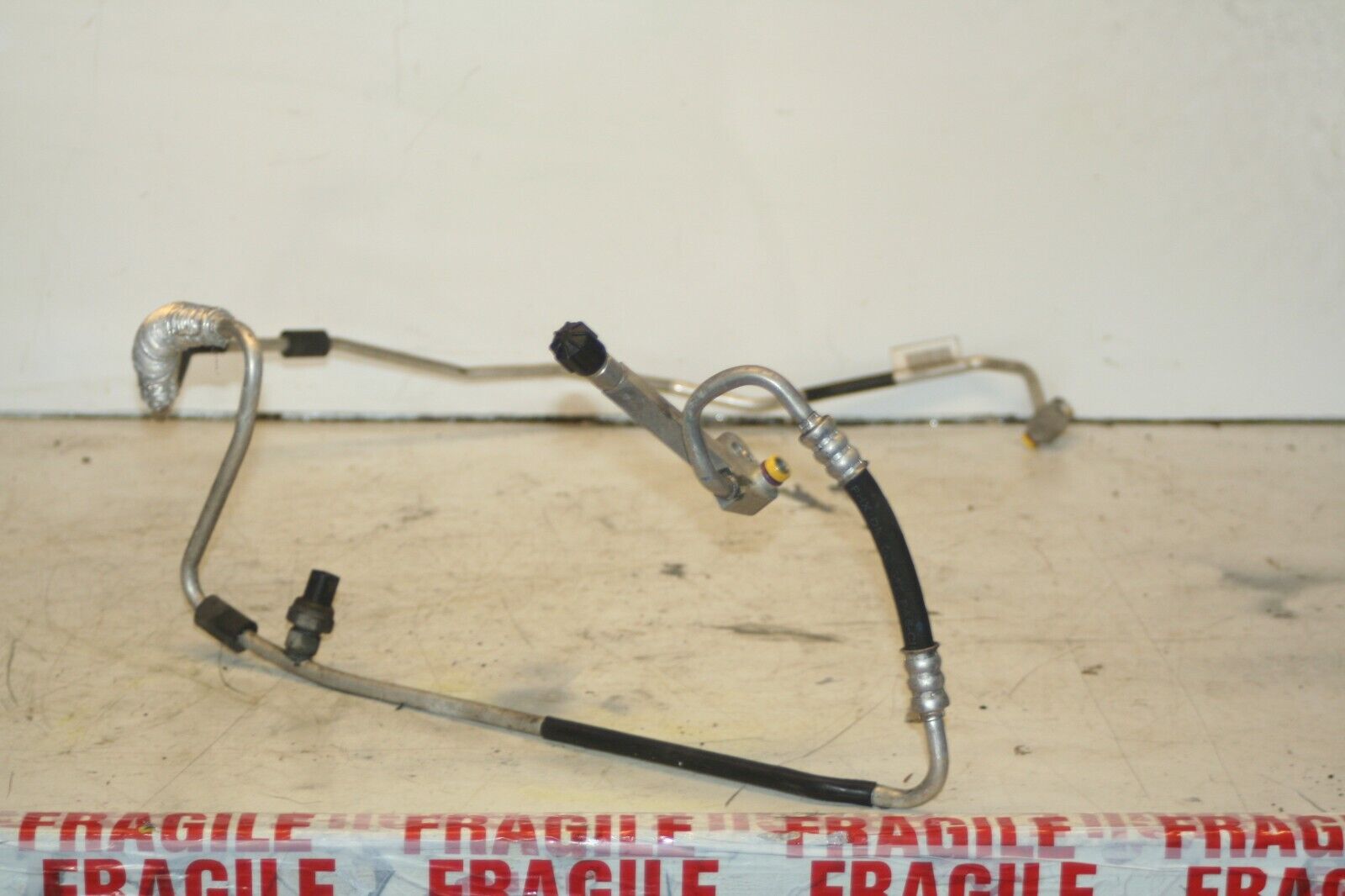 (95) 2010 BMW 1 SERIES E82. AIR CON PIPE - Image 3