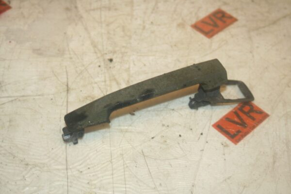 1989 MERCEDES 300E W124. OUTER DOOR HANDLE - Image 2