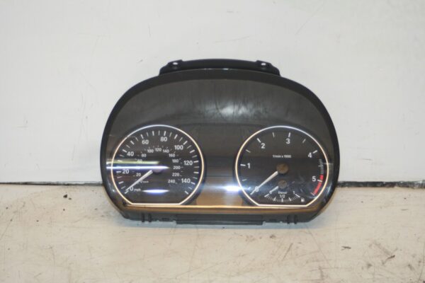 (95) 2010 BMW 1 SERIES E82. SPEEDOMETER SPEEDO INSTRUMENT CLUSTER CLOCKS