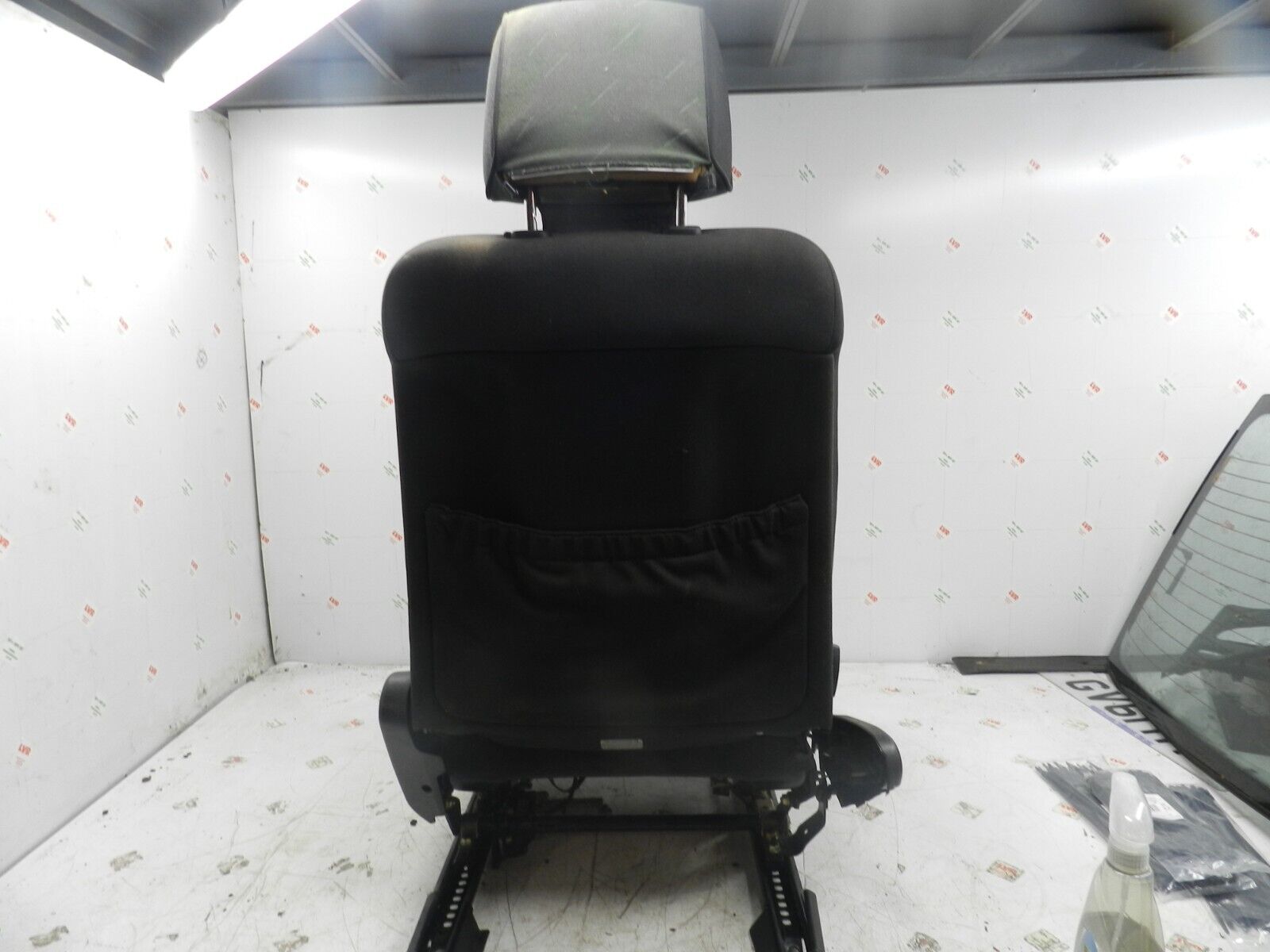 (131) 2002 MERCEDES BENZ E CLASS ESTATE W210. PASSENGER SIDE FRONT SEAT GREEN - Image 4