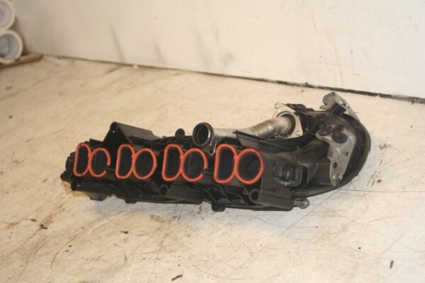 (95B) 2010 BMW 1 SERIES E82. INTAKE MANIFOLD WITHOUT ACTUATOR 7810741 - Image 2