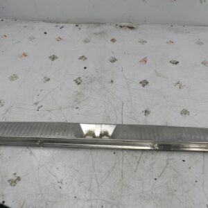 (131) 2002 MERCEDES BENZ E CLASS ESTATE W210. BOOT LID TAILGATE CHROME TRIM