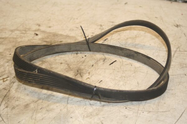 (95B) 2010 BMW 1 SERIES E82. DRIVE BELT