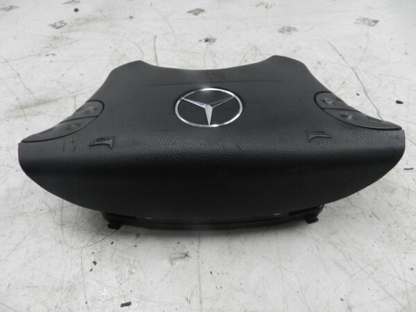 (131) 2002 MERCEDES BENZ E CLASS ESTATE W210. STEERING WHEEL AIRBAG - Image 3