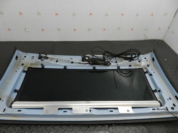 142 NISSAN MICRA K12 CONVERTIBLE C+C. CONVERTIBLE ROOF GLASS TOP SECTION - Image 4