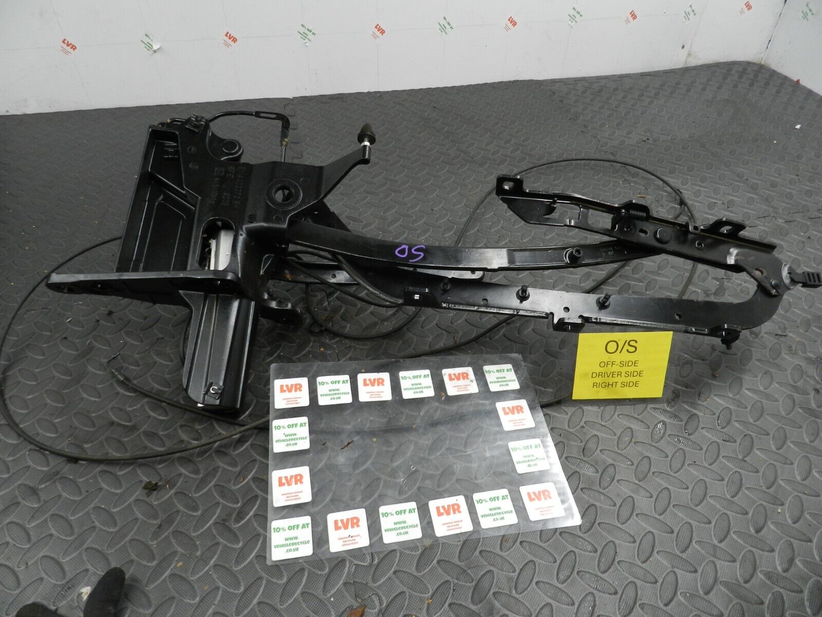 142 NISSAN MICRA K12 CONVERTIBLE C+C. DRIVER SIDE CONVERTIBLE ROOF FRAME