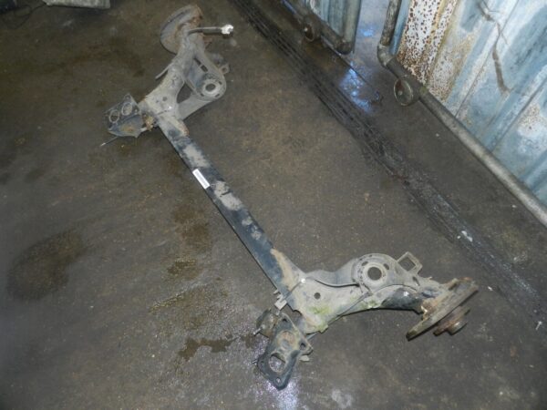 VOLKSWAGEN BEETLE CONVERTIBLE 1.8T REAR AXLE - Image 8