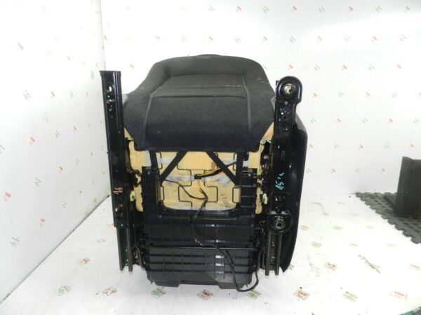 2012 CITROEN C4 VTS MK2 HATCHBACK. DRIVER SIDE FRONT CLOTH SEAT - Image 6
