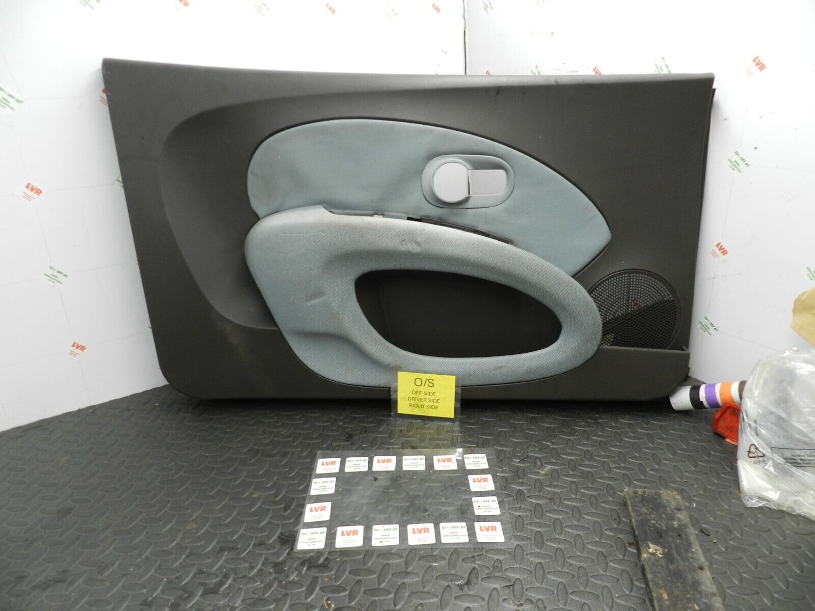 142 NISSAN MICRA K12 CONVERTIBLE C+C. PASSENGER SIDE DOOR CARD