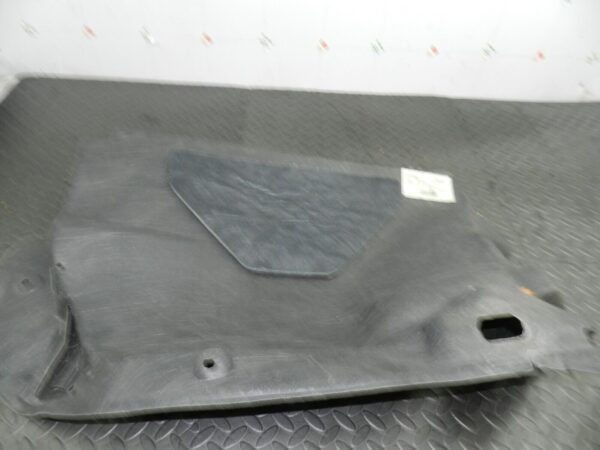 142 NISSAN MICRA K12 CONVERTIBLE C+C. BOOT PASSENGER SIDE CARPET TRIM 84941BC002 - Image 2