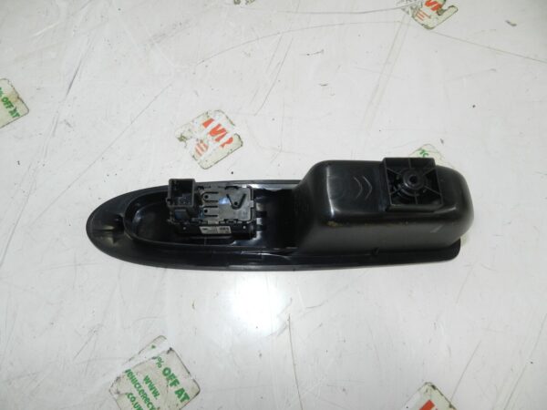 2012 CITROEN C4 VTS MK2 HATCHBACK. DRIVER SIDE REAR WINDOW SWITCH - Image 5