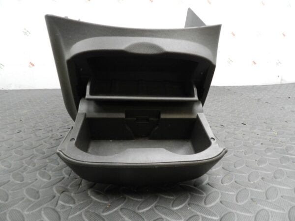 142 NISSAN MICRA K12 CONVERTIBLE C+C. 68930BC600 CENTRE CONSOLE CUP HOLDER - Image 3
