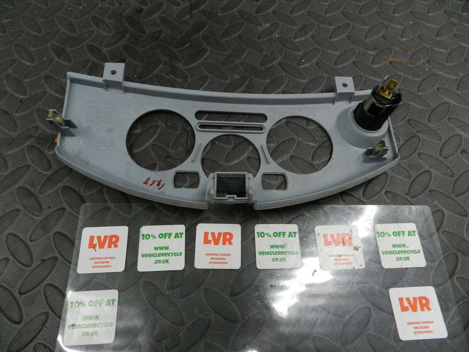 142 NISSAN MICRA K12 CONVERTIBLE C+C. CENTRE CONSOLE TRIM 12V SOCKET 27570AX100 - Image 2