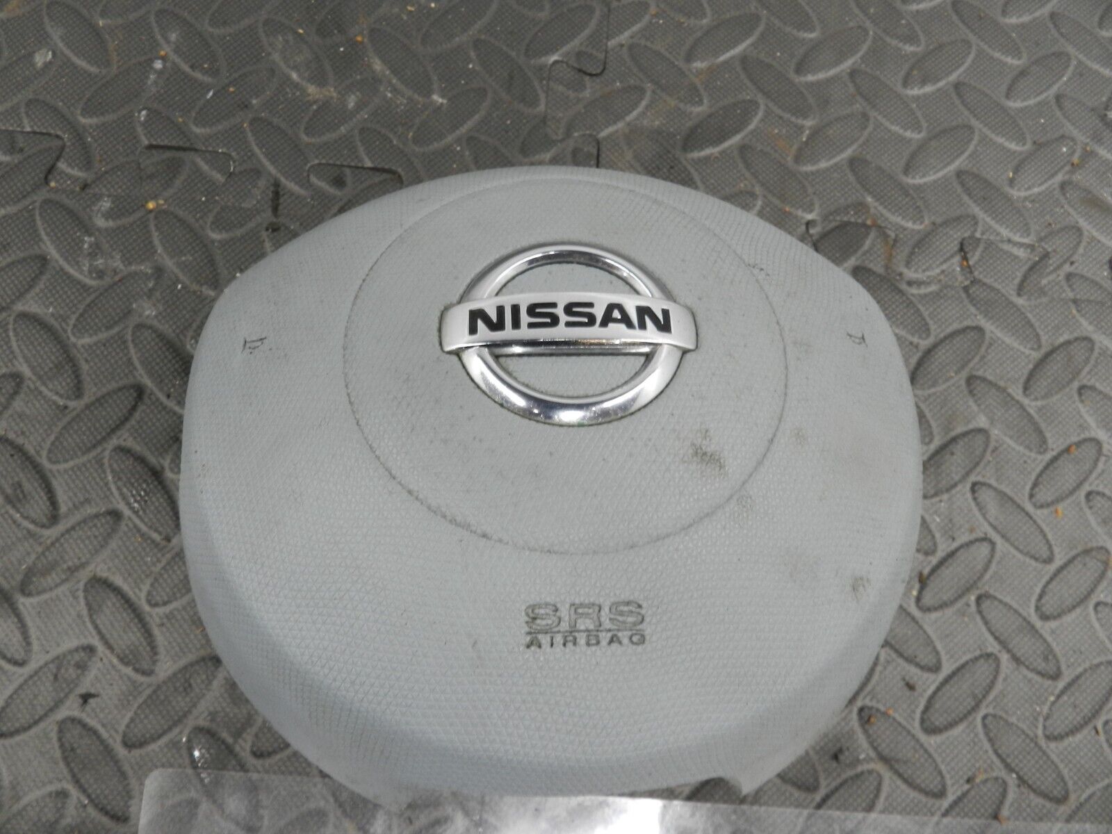 142 NISSAN MICRA K12 CONVERTIBLE C+C. STEERING WHEEL AIR BAG - Image 2