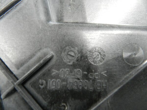 142 NISSAN MICRA K12 CONVERTIBLE C+C. 97091BC100 PUMP COVER - Image 4
